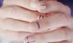 Маникюр с лентами — самые современные идеи дизайна ногтей